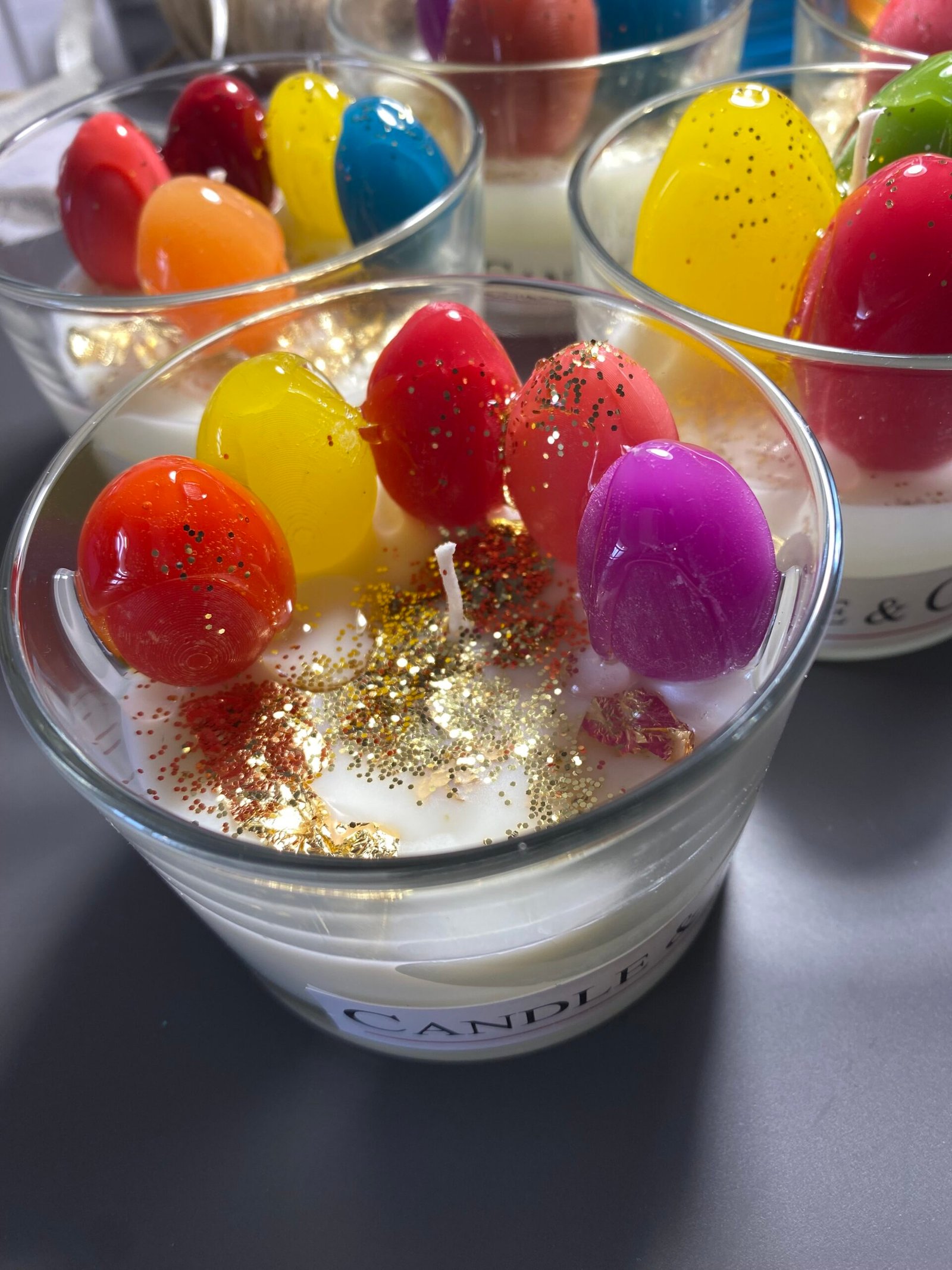 Candle with color eggs