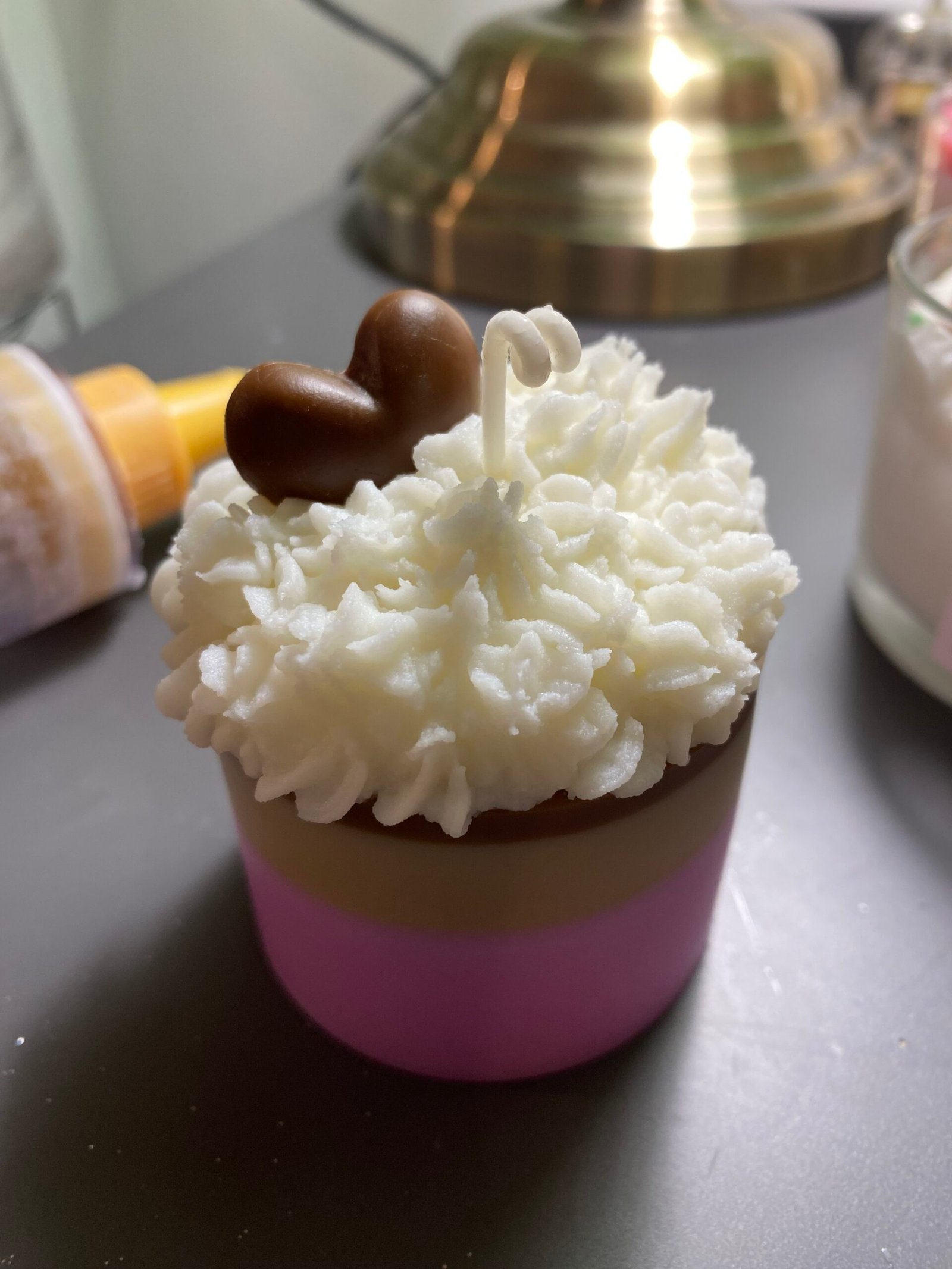 CANDLE WITH HEART ON TOP